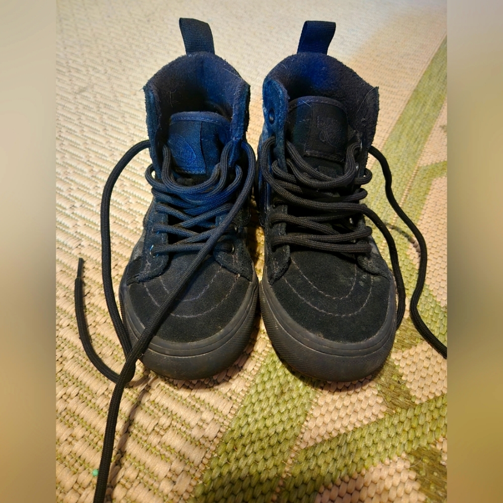 Vans Rugged terrain toddlers high tops size 11.5